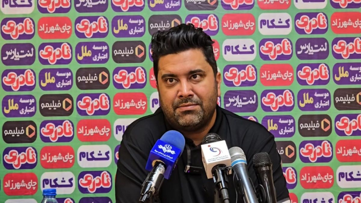 سعید اخباری: ملوان اگر یک سری اتفاق‏‌ها رخ نمی‌داد قهرمان حذفی می‌شد