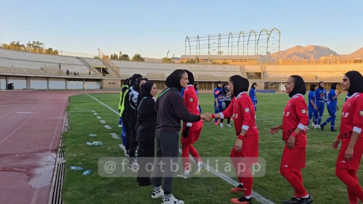 حواشی پیش از بازی فوتبال بانوان پرسپولیس در مقابل ایستا البرز