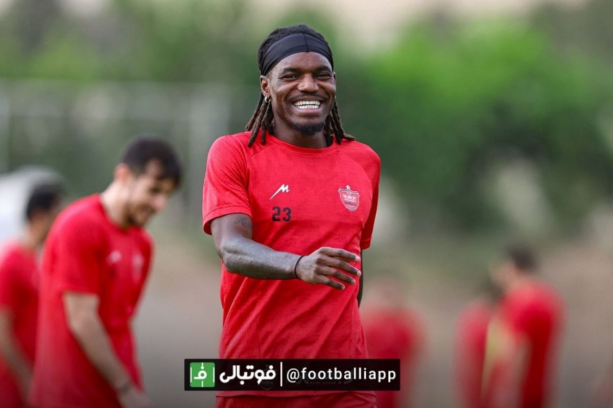 بیفوما به ترکیب اصلی پرسپولیس رسید
