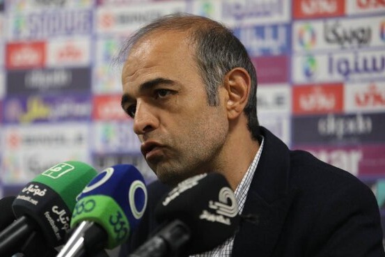 نویدکیا: با VAR وقت‌مان را تلف می‌کنیم