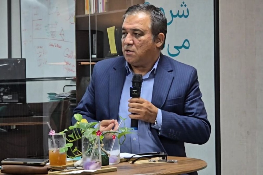 دفاع تاجرنیا از هزینه‌های هولدینگ برای استقلال