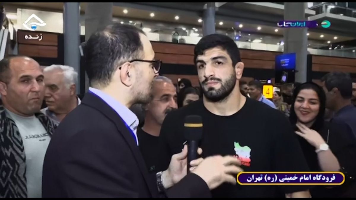 کامران قاسم‌پور: مردم به من لطف دارند، خودم راضی نیستم