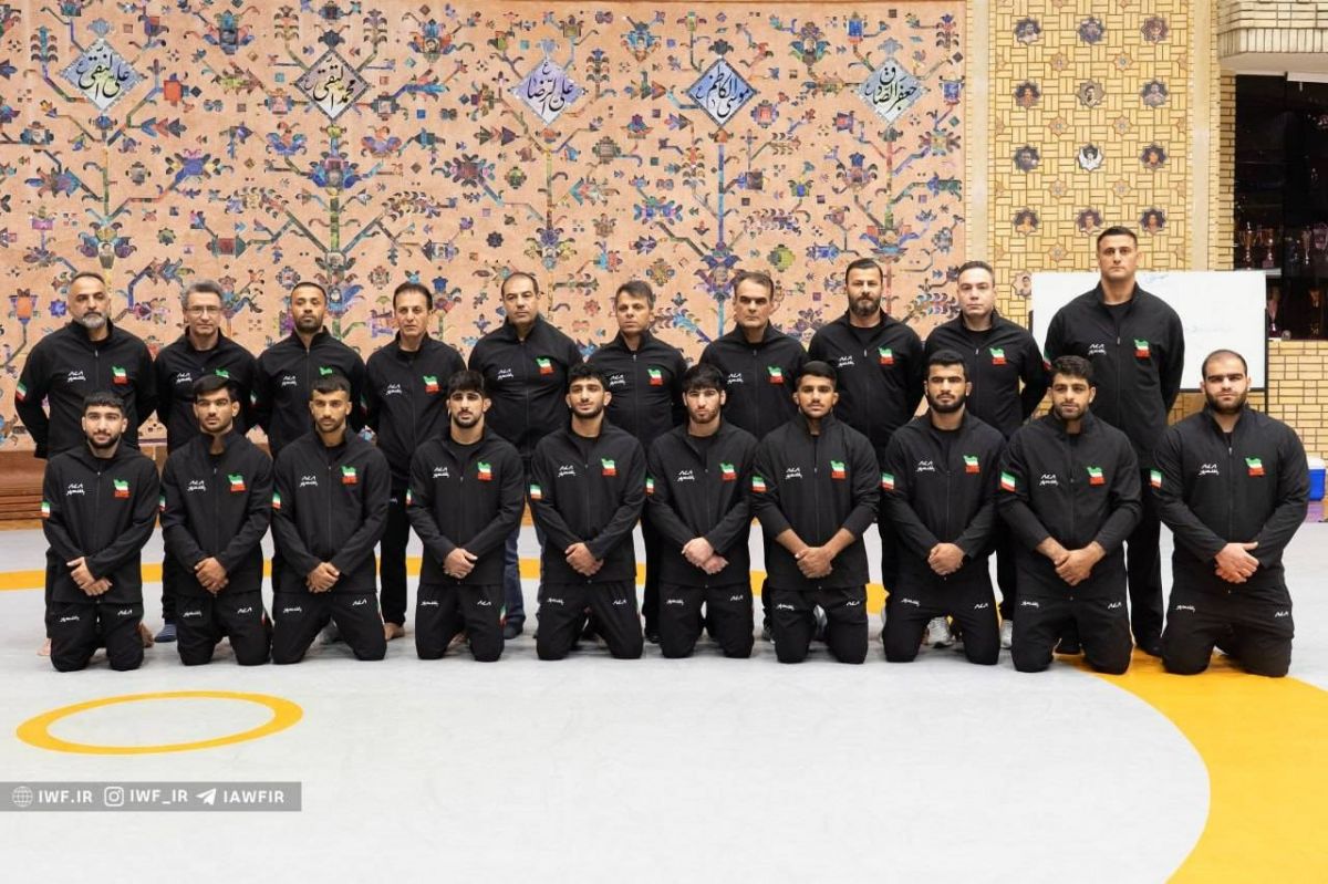 اعضای تیم ملی کشتی فرنگی فردا شب به کشور باز می گردند