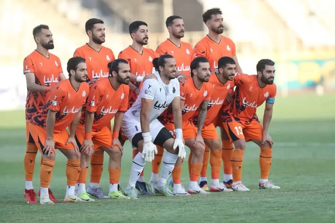 پوسترها علیه سایپا؛ باردیگر تسویه حساب با پراید! (عکس)