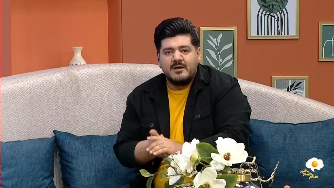 کنایه مجری شبکه سه به عارف آقاسی