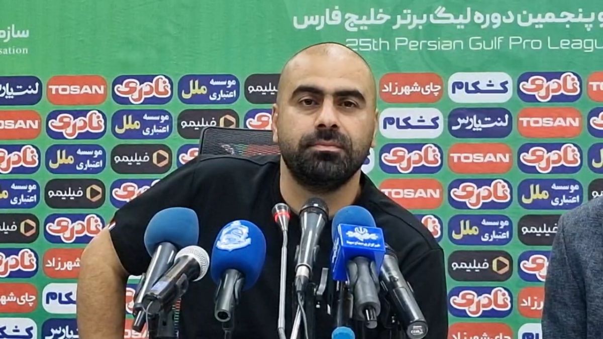 مازیار زارع: باید به وحید هاشمیان فرصت بدهند