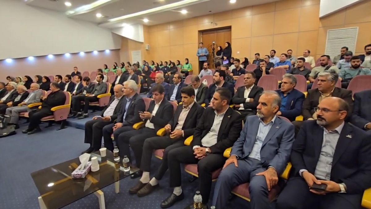 حواشی مراسم رونمایی از لباس داوران