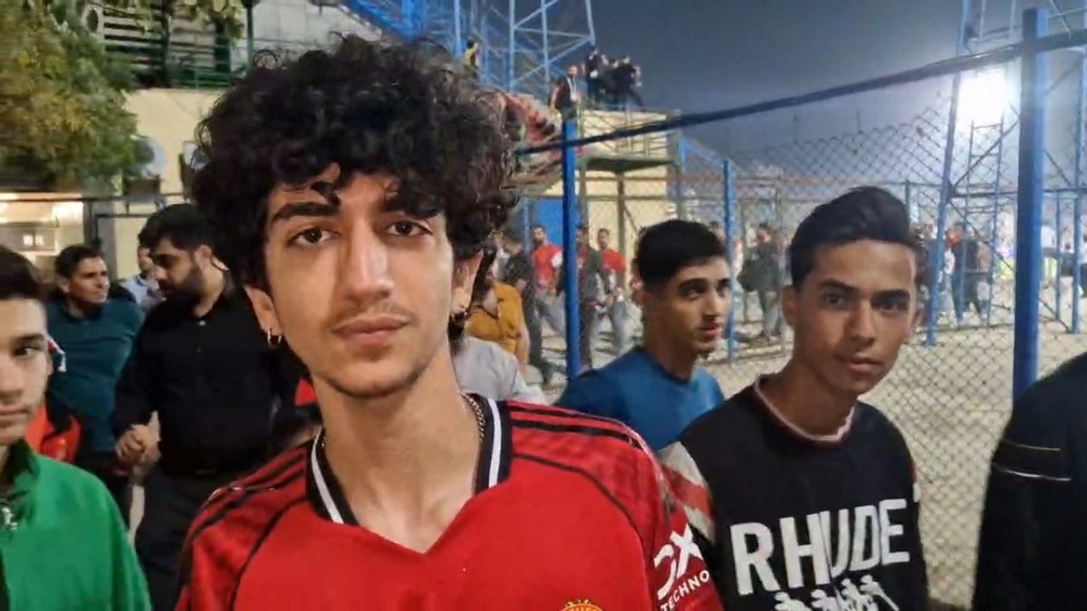 گفت و گو با هوادار غمگینی که طرفدار پرسپولیس و منچستریونایتد است