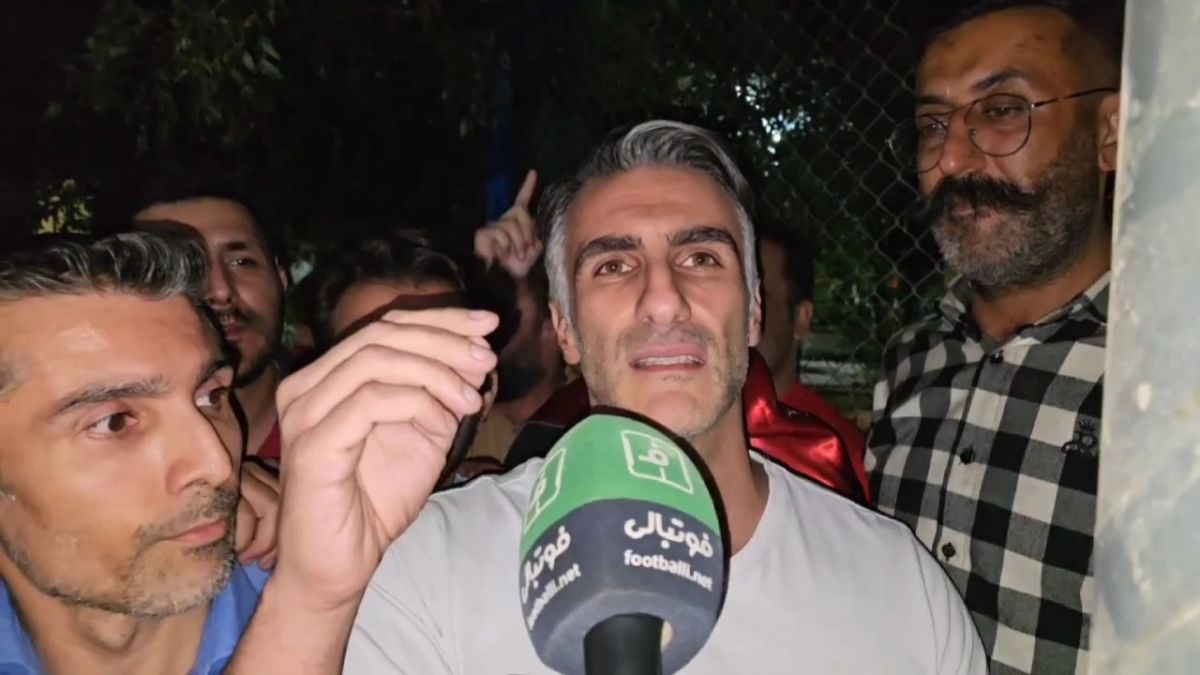 هواداران پرسپولیس: چرا هاشمیان دورسون را نخواست؟ هاشمیان انگار معلم است