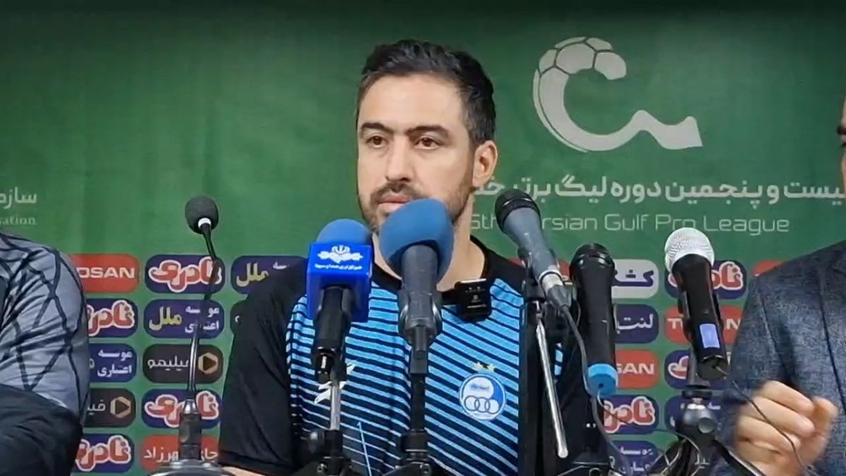 خسرو حیدری: در سال 2025 هستیم و چمن زیر پای بچه‌ها حرکت می‌کرد