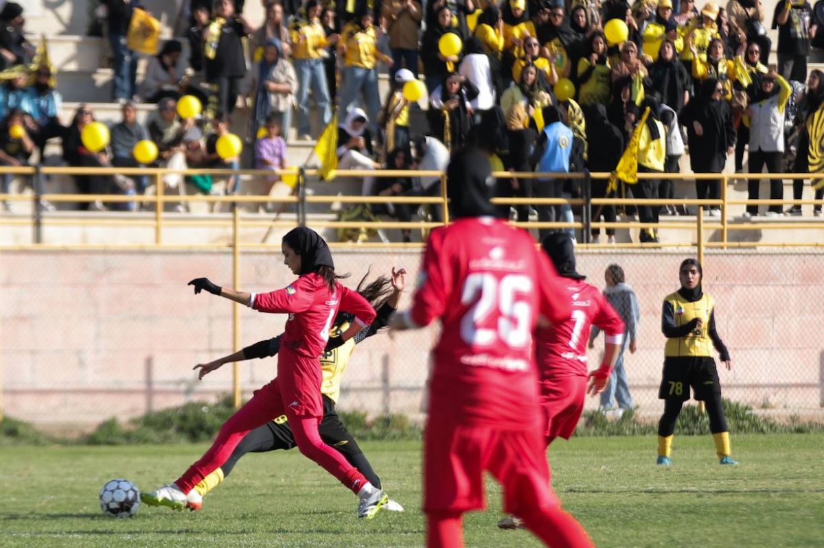 برد سپاهان در ال‌کلاسیکو زنان؛ وضعیت پرسپولیس بحرانی‌تر شد