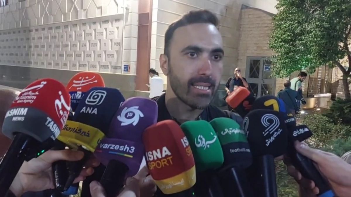 علی پاکدامن: حقوق خوبی از فدراسیون شمشیربازی می گیریم، همه چی خوبه!