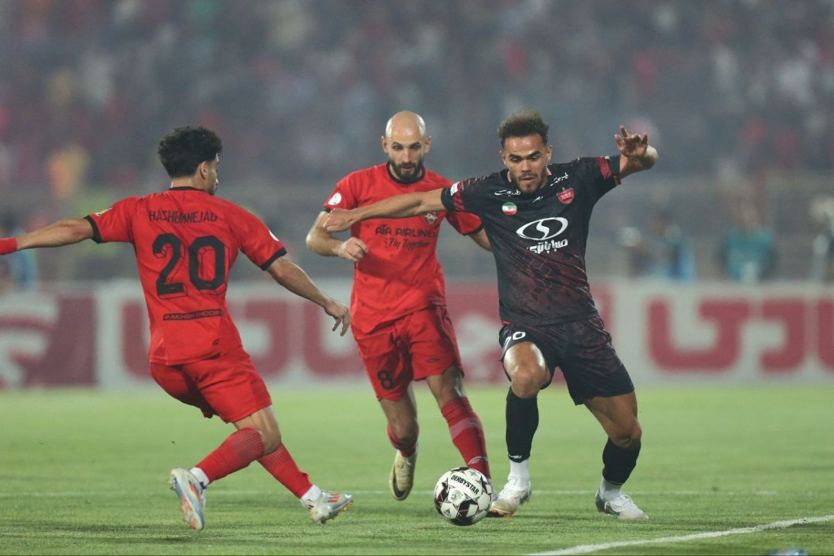 تراکتور - پرسپولیس بدون حضور تماشاگران در یادگار!
