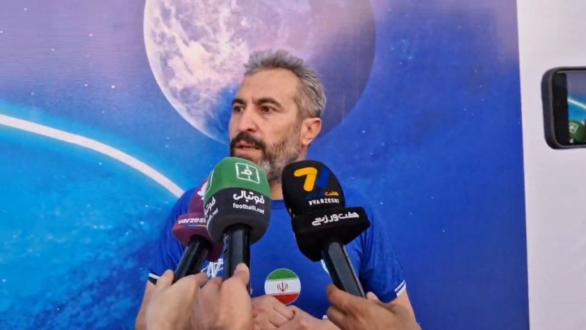 انتقاد و حمایت علی لطیفی از عملکرد قلعه نویی سرمربی تیم ملی