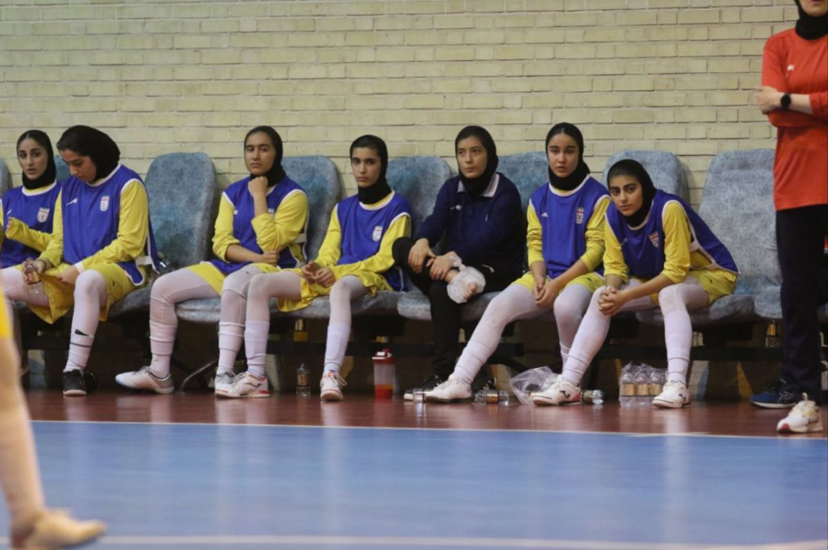 گزارش تصویری/از دیدار تیم ملی فوتسال دختران نوجوان و ستارگان دنیز ارس