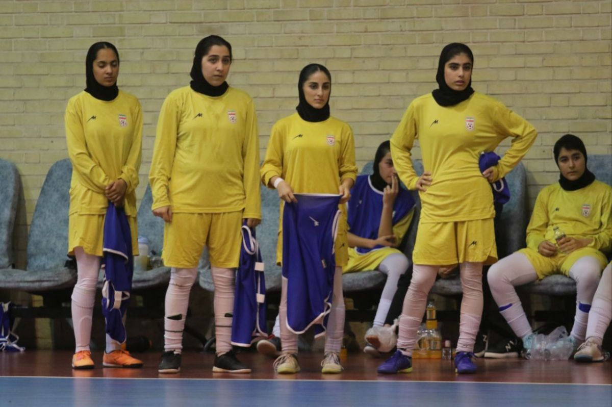 گزارش تصویری/از دیدار تیم ملی فوتسال دختران نوجوان و ستارگان دنیز ارس