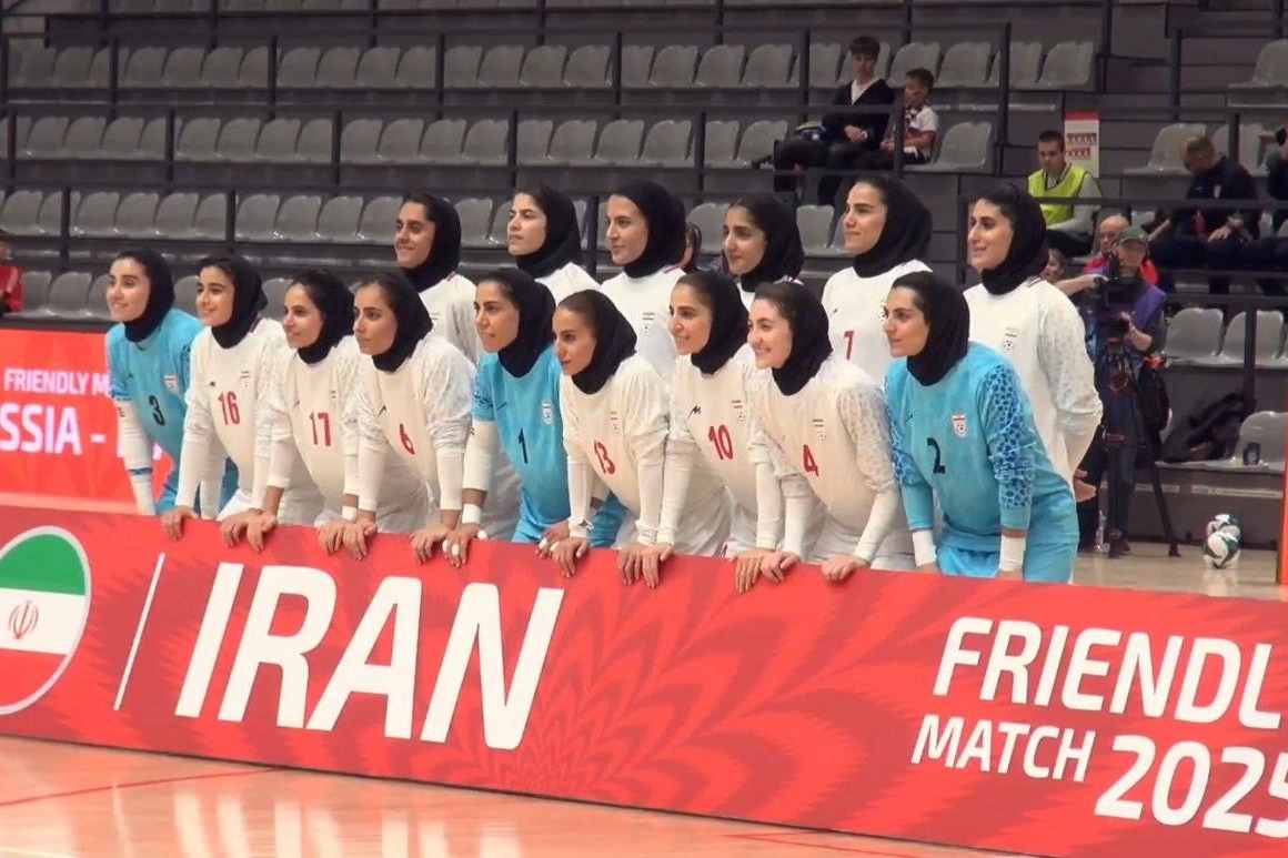 مارال یک‌تنه علیه روسیه؛ اولین دیدار دوستانه فوتسال زنان برگزار شد