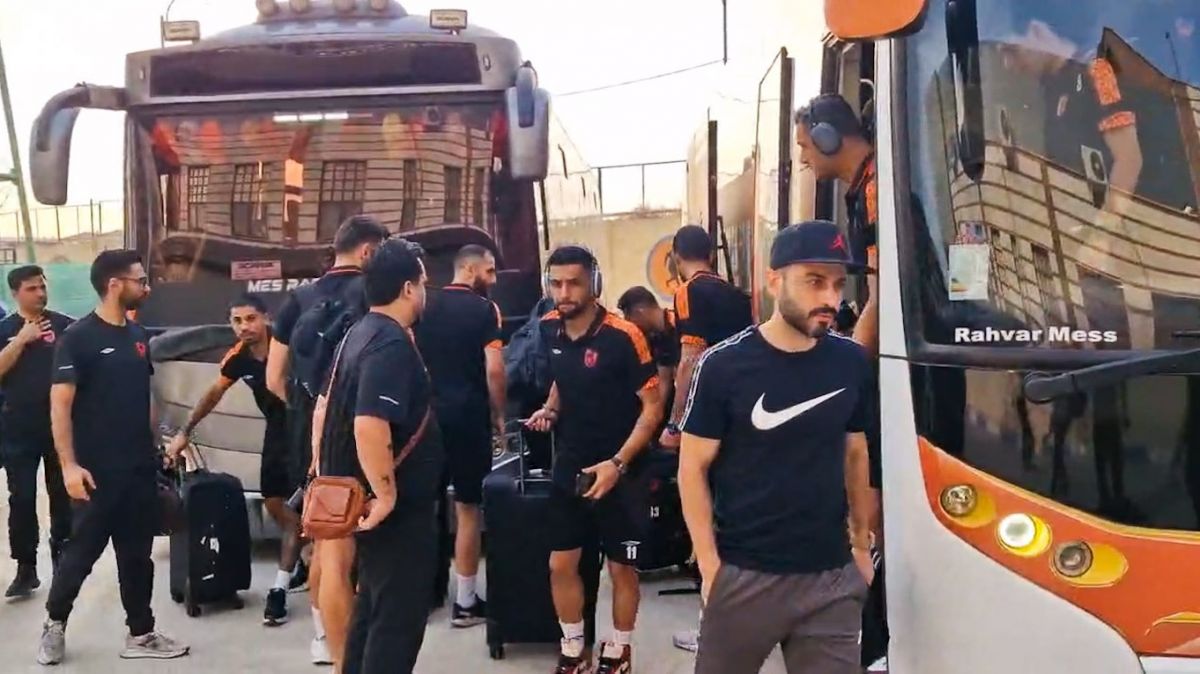 ورود تیم مس رفسنجان به ورزشگاه شهر قدس برای بازی با استقلال