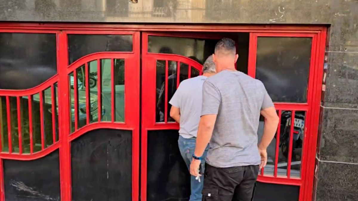 حضور مربی بدنساز و مربی دروازه‌بان‌های پرسپولیس در محل باشگاه