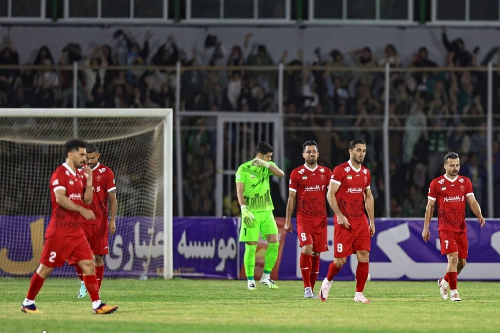 تناقض رفتاری عجیب مدیران پرسپولیس؛ ما مذاکره می‌کنیم، شما حمایت کنید!