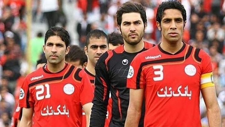گل وحید هاشمیان مقابل ذوب آهن با پیراهن پرسپولیس