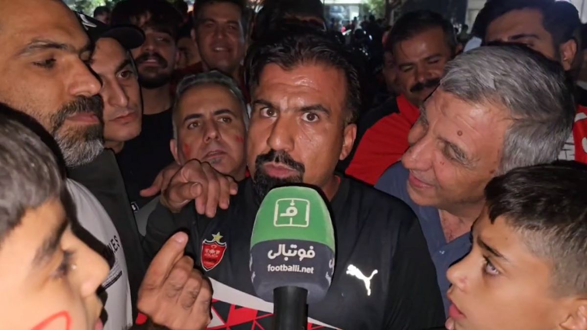 گفت و گوی اختصاصی فوتبالی با هواداران پرسپولیس بعد از بازی با ذوب آهن