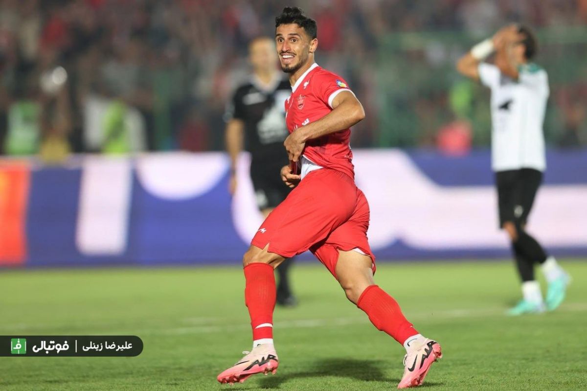 گل دوم پرسپولیس با مخاطبان چند هزار نفری! (عکس)
