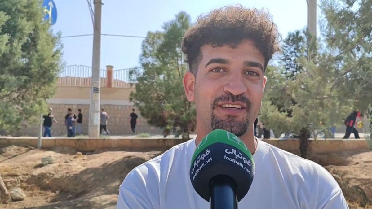 گفت و گوی فوتبالی با هواداران استقلال و فجر سپاسی در آستانه بازی دو تیم