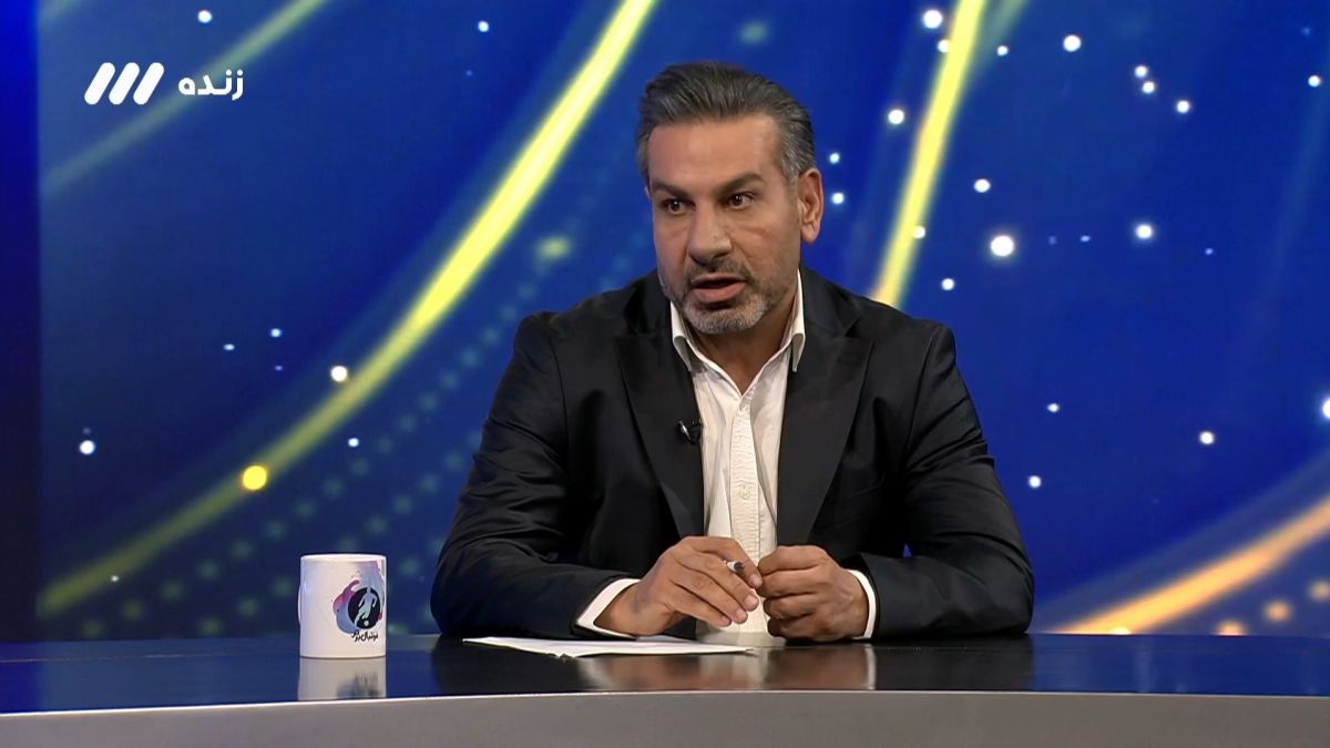 تعریف و تمجید محمد مومنی از دکتر پیروز قربانی سرمربی فجر