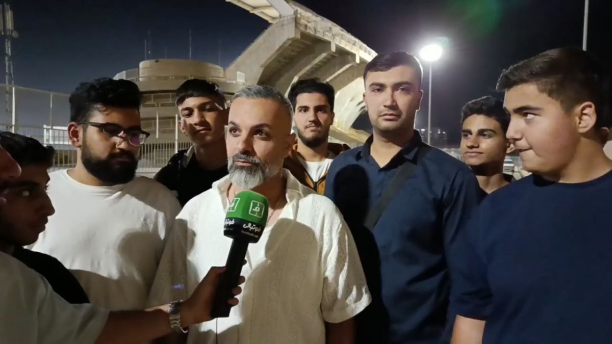 مصاحبه با هواداران پس از برتری استقلال مقابل فجر
