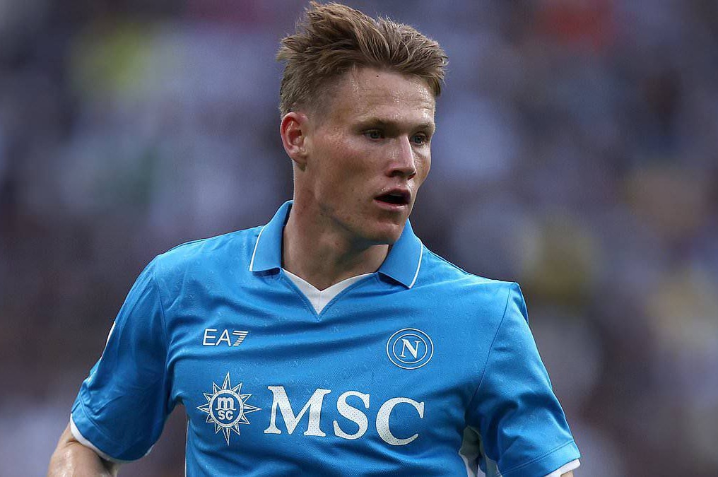 ستاره اسکاتلندی ناپولی زیر ذرهبین بارسلونا و تاتنهام