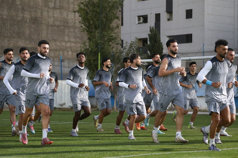 پیشنهاد عجیب بلاگر جنجالی به بازیکنان استقلال: قولنج‌تان را مجانی می‌شکنم!