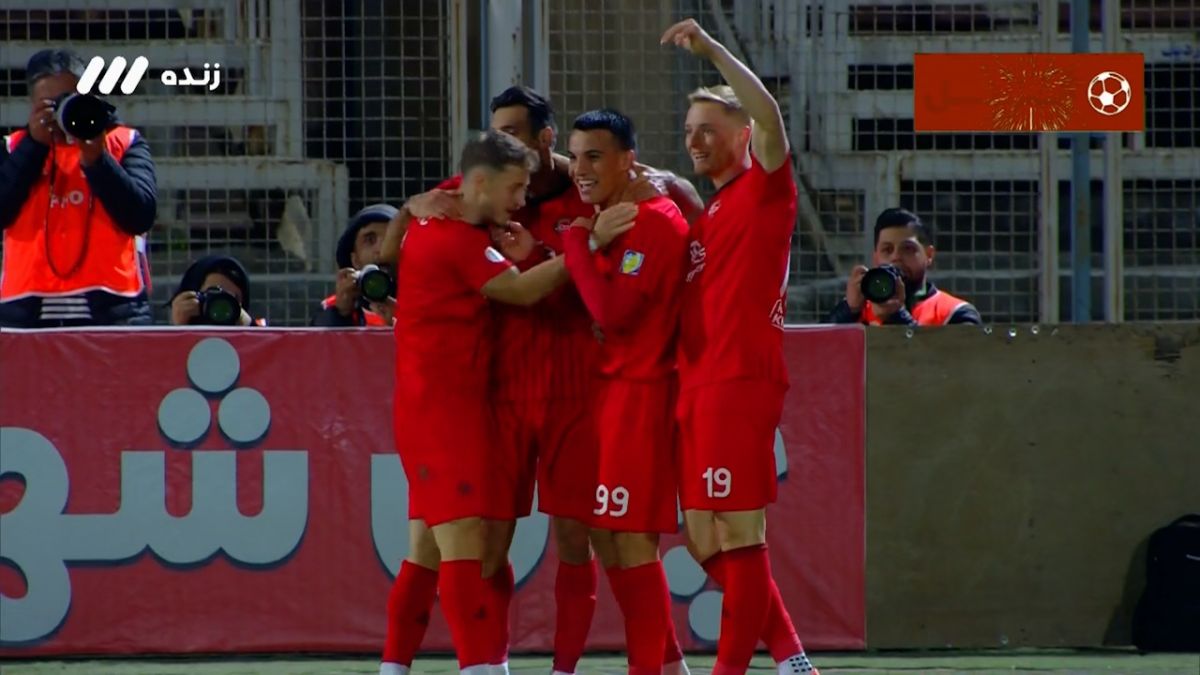 گل اول تراکتور به پرسپولیس (سوپرگل امیرحسین حسین زاده)