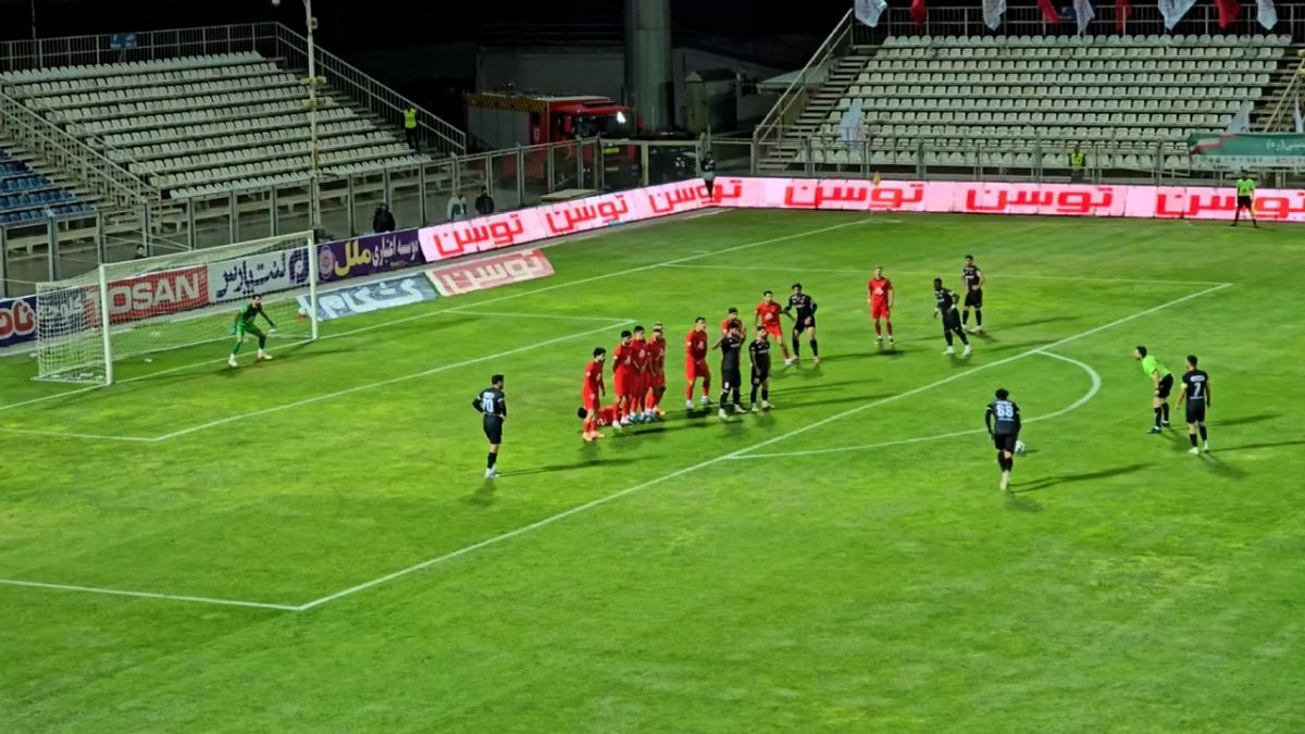 سوپرگل بی نظیر باکیچ به تراکتور، از دوربین فوتبالی