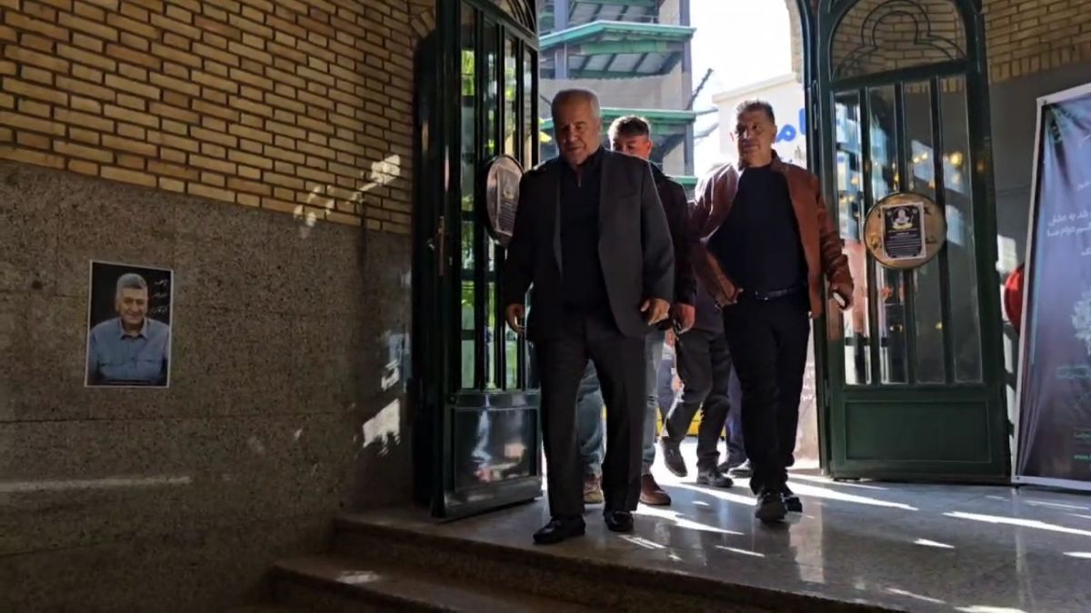 حواشی حضور علی پروین در مراسم ختم کارگرجم پیشکسوت استقلال