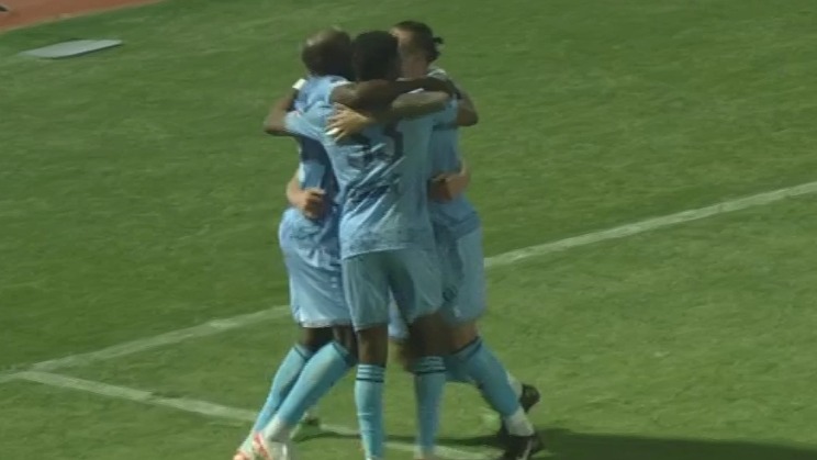 گل اول چادرملو اردکان به مس رفسنجان (رنه بوبو)