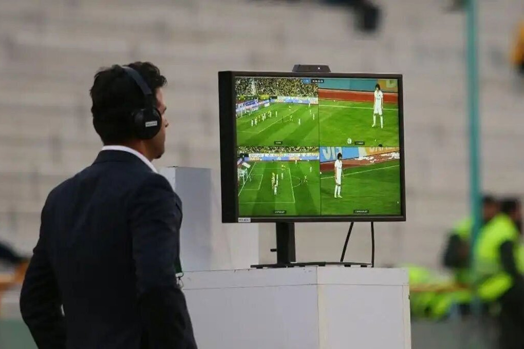 توضیحات مسئول کارگروه VAR درباره نحوه استفاده از سیستم در جریان مسابقه