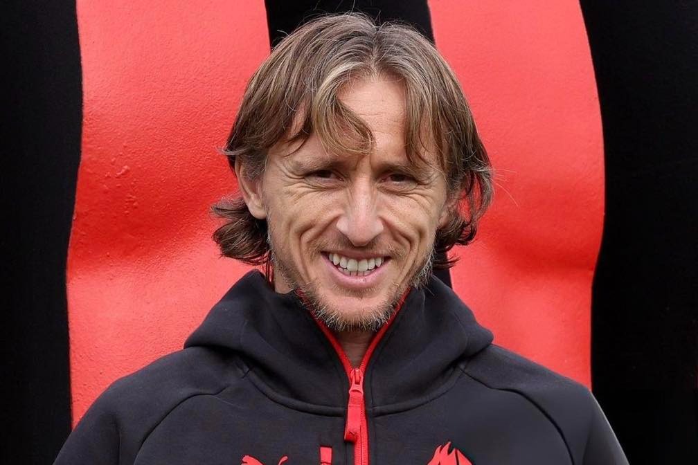 لوکا مودریچ بهترین بازیکن ماه میلان شد