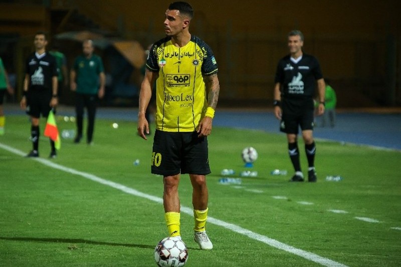 آلوز بعد از فیفادی به میادین برمیگردد