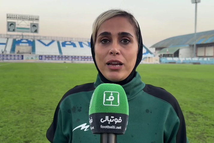 پگاه نوری سرمربی ملوان:زنان ملوان به دلیل حضور تیم مردان در ورزشگاه سیروس قایقران از داشتن این زمین هم محروم هستند