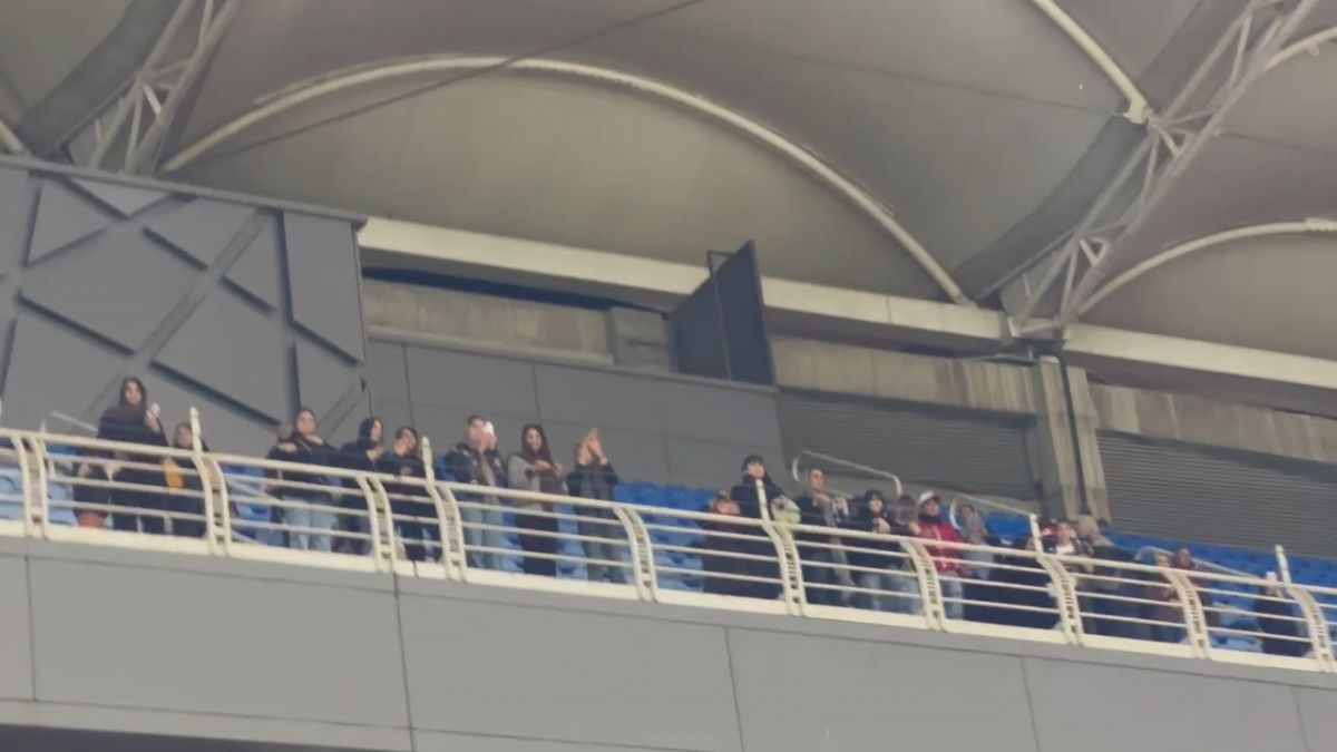 شادی بانوان نساجی پس از برد مقابل شهید قندی یزد