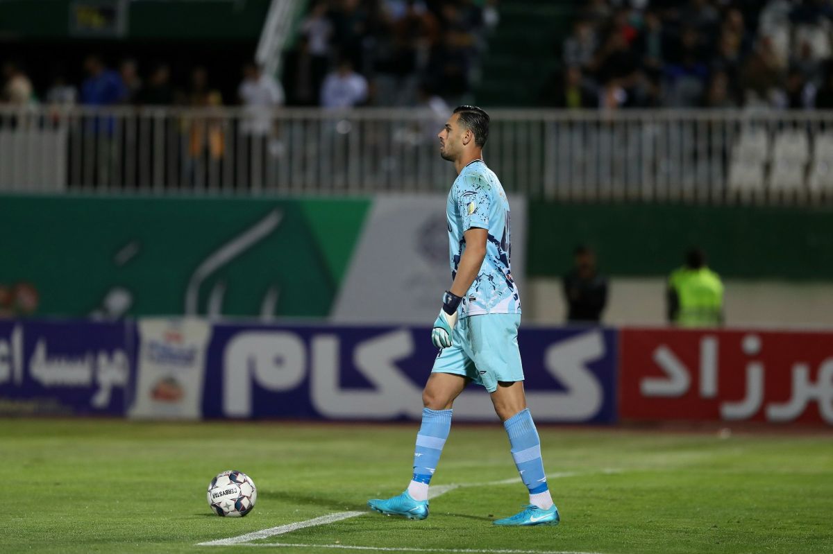 اشتباه مرگبار دروازه‌بان سرشناس؛ کمر خطیبی خم شد!