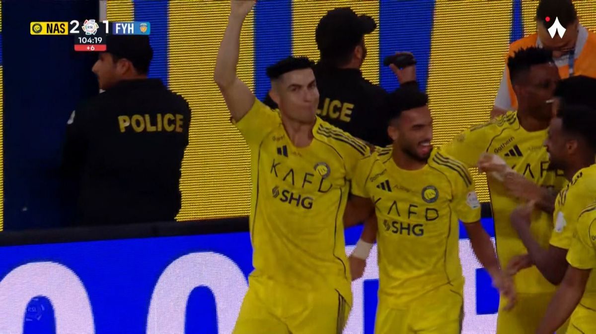 حرکات موزون کریستیانو رونالدو بعد از گلزنی در دقیقه 104