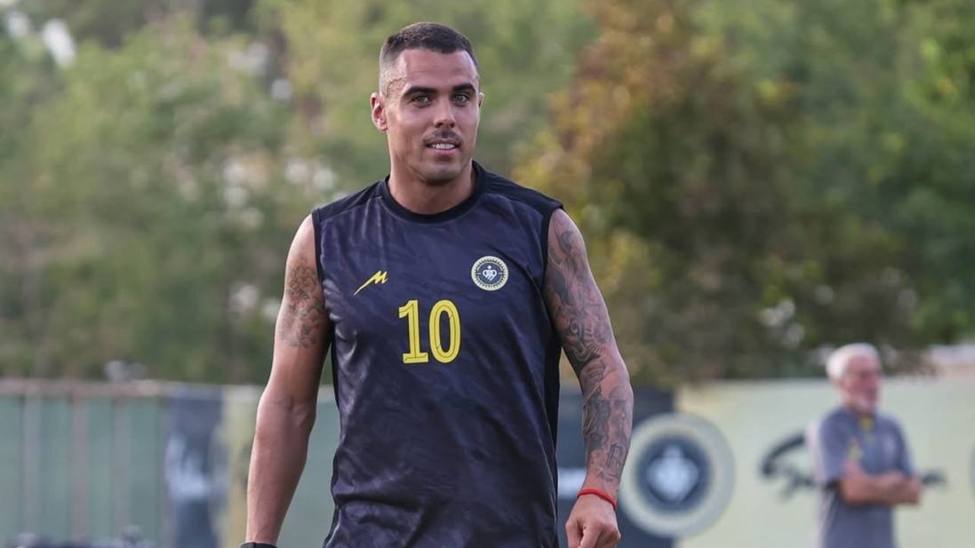 آلوز سَنَد رو کرد؛ مصدومم و به زودی برمی‌گردم