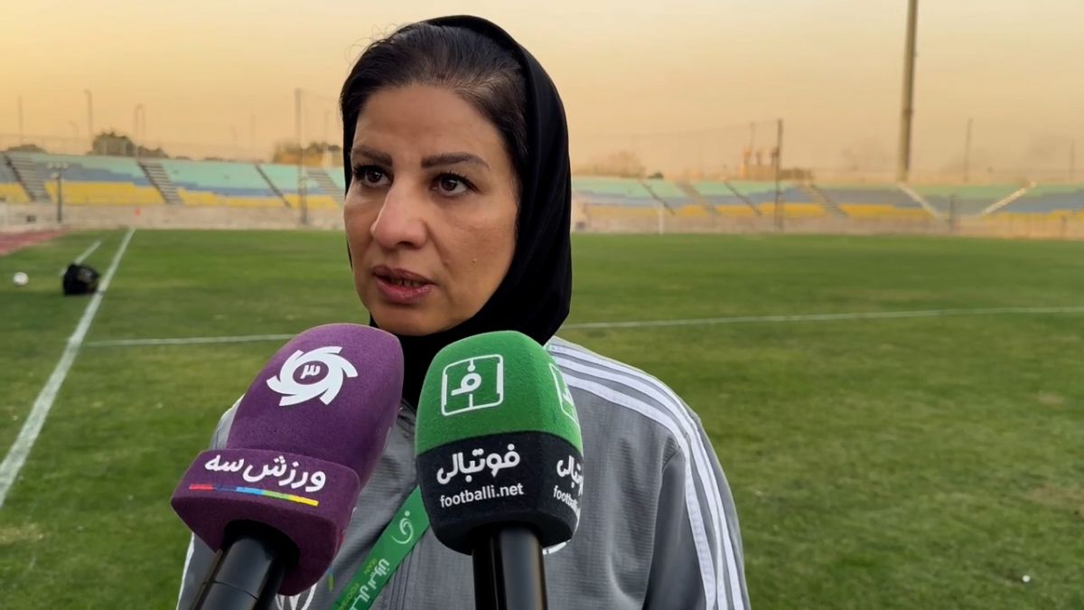 صحبتهای مریم آزمون و آتنا توفیق دروازهبان بانوان پرسپولیس