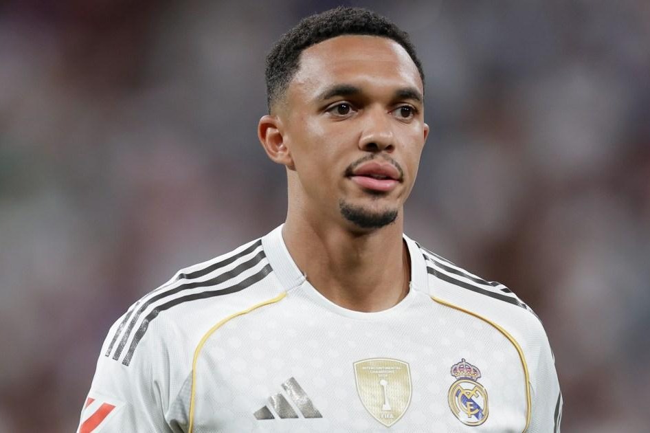 نظر اسلوت راجع به واکنش هواداران لیورپول به بازگشت آرنولد به آنفیلد