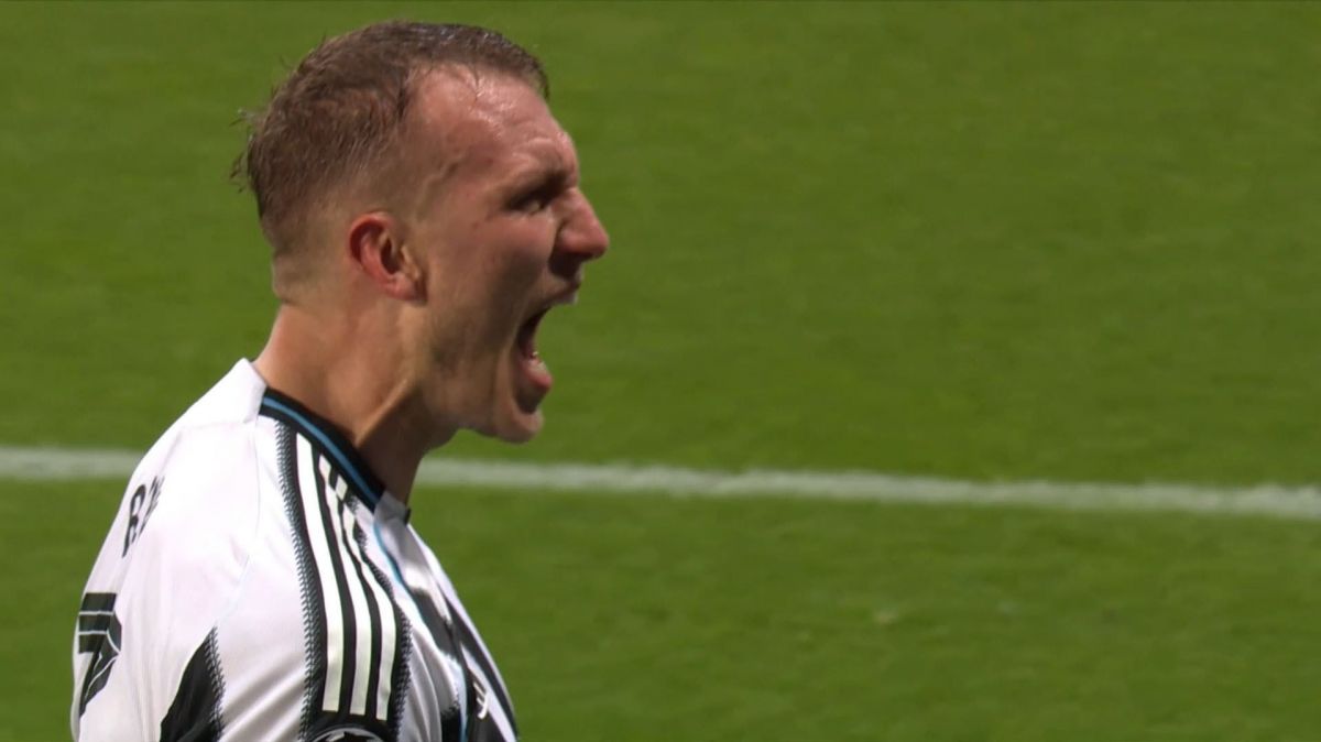 گل اول نیوکاسل به اتلتیک بیلبائو (دنیل برن)