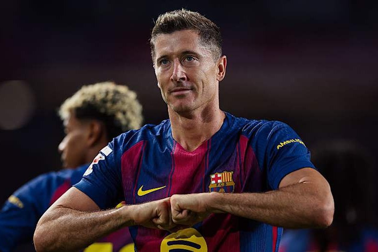 واکنش لواندوفسکی به احتمال جدایی از بارسلونا در انتهای فصل