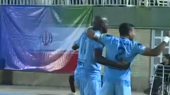 گل اول چادرملو اردکان به آلومینیوم اراک (رنه بوبو)