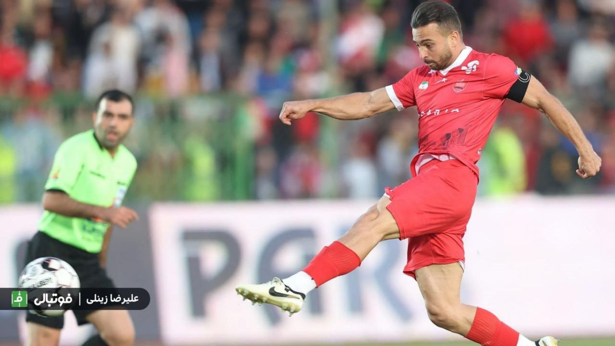 پایان نیمه اول/ پرسپولیس یک - استقلال خوزستان صفر
